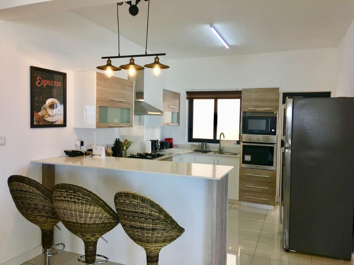 Ocean View Apartamento Flic-en-Flacq Exterior foto